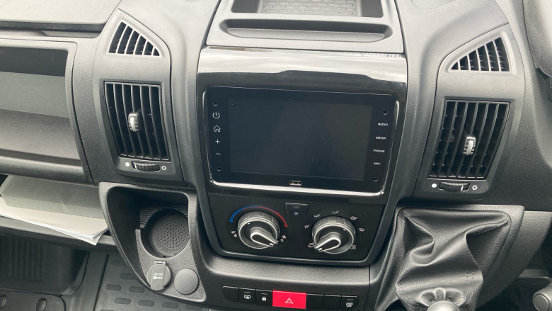 Vauxhall Movano 3500 L2 Diesel Fwd 2.2 Turbo D 140ps H2 Van Prime